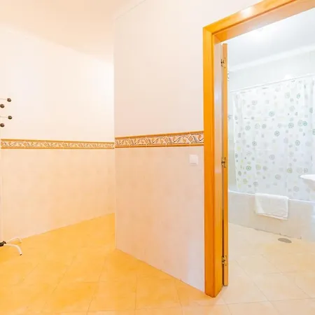 Apartment T1 Com Vista Mar Algarve De Sabado A Sabado Altura